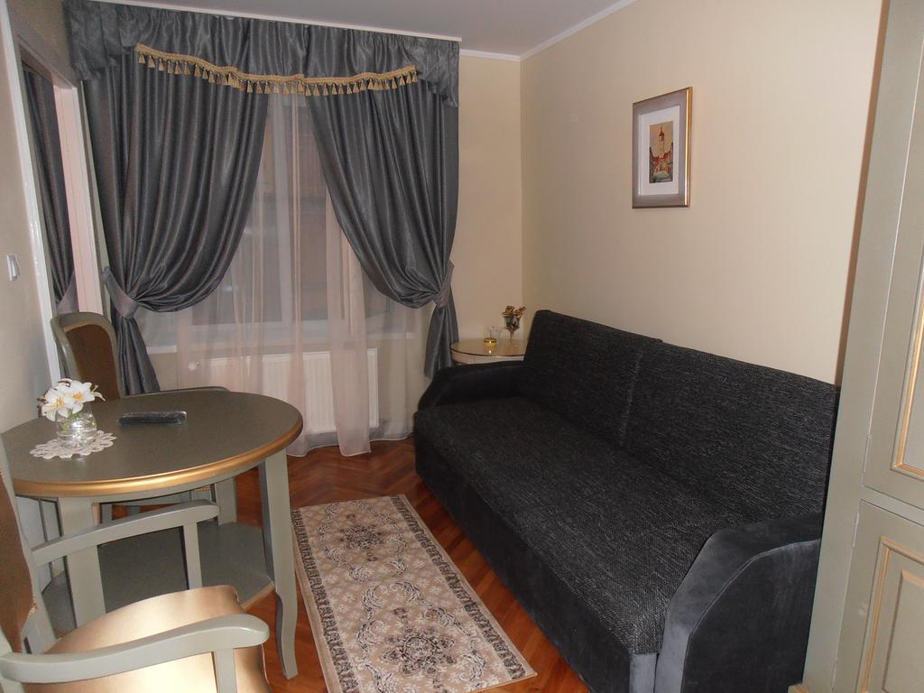Zum Weissen Lamm Residence Сибиу Номер фото