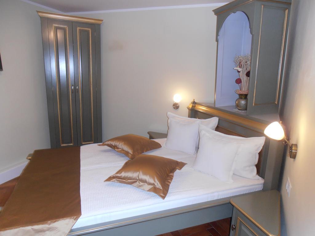 Zum Weissen Lamm Residence Сибиу Номер фото